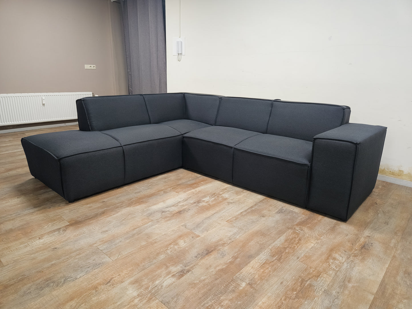 Zeer Mooi Antraciet Hoekbank - BanxteL - 2dehandse Bankstellen