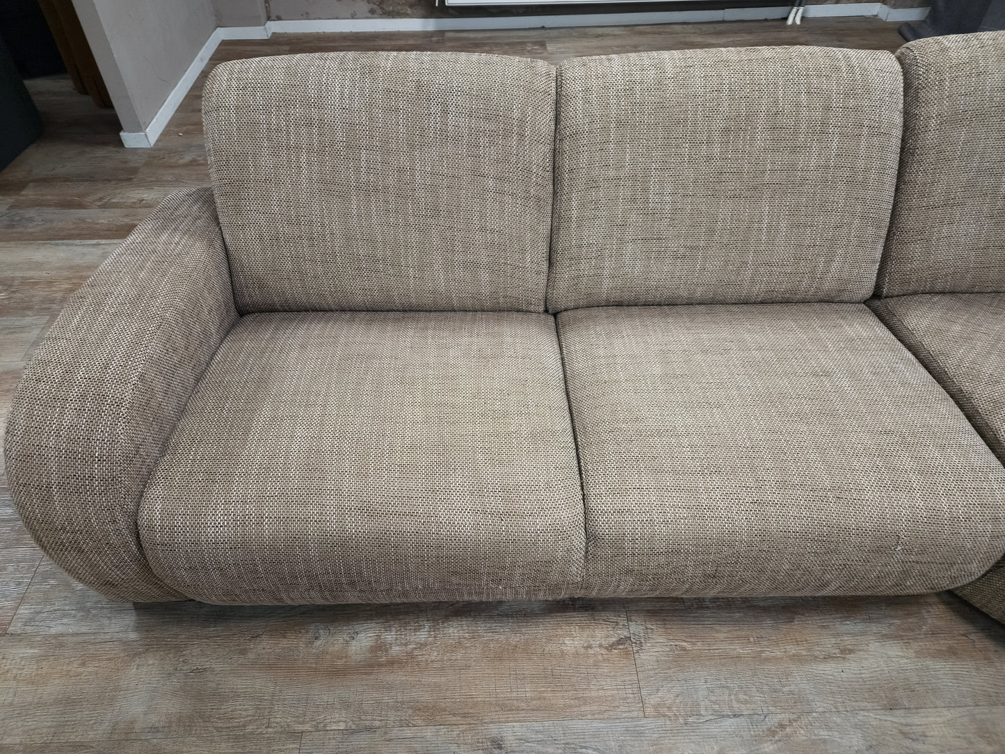 Mooi Groot Beige Hoekbank - BanxteL - 2dehandse Bankstellen