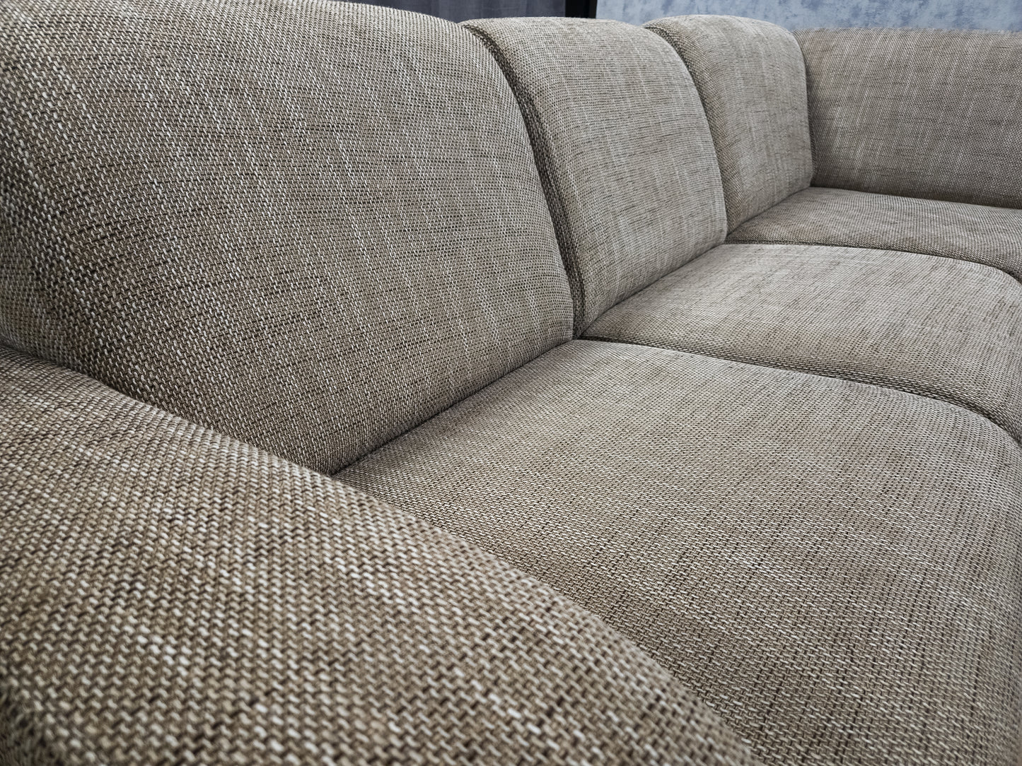 Mooi Groot Beige Hoekbank - BanxteL - 2dehandse Bankstellen