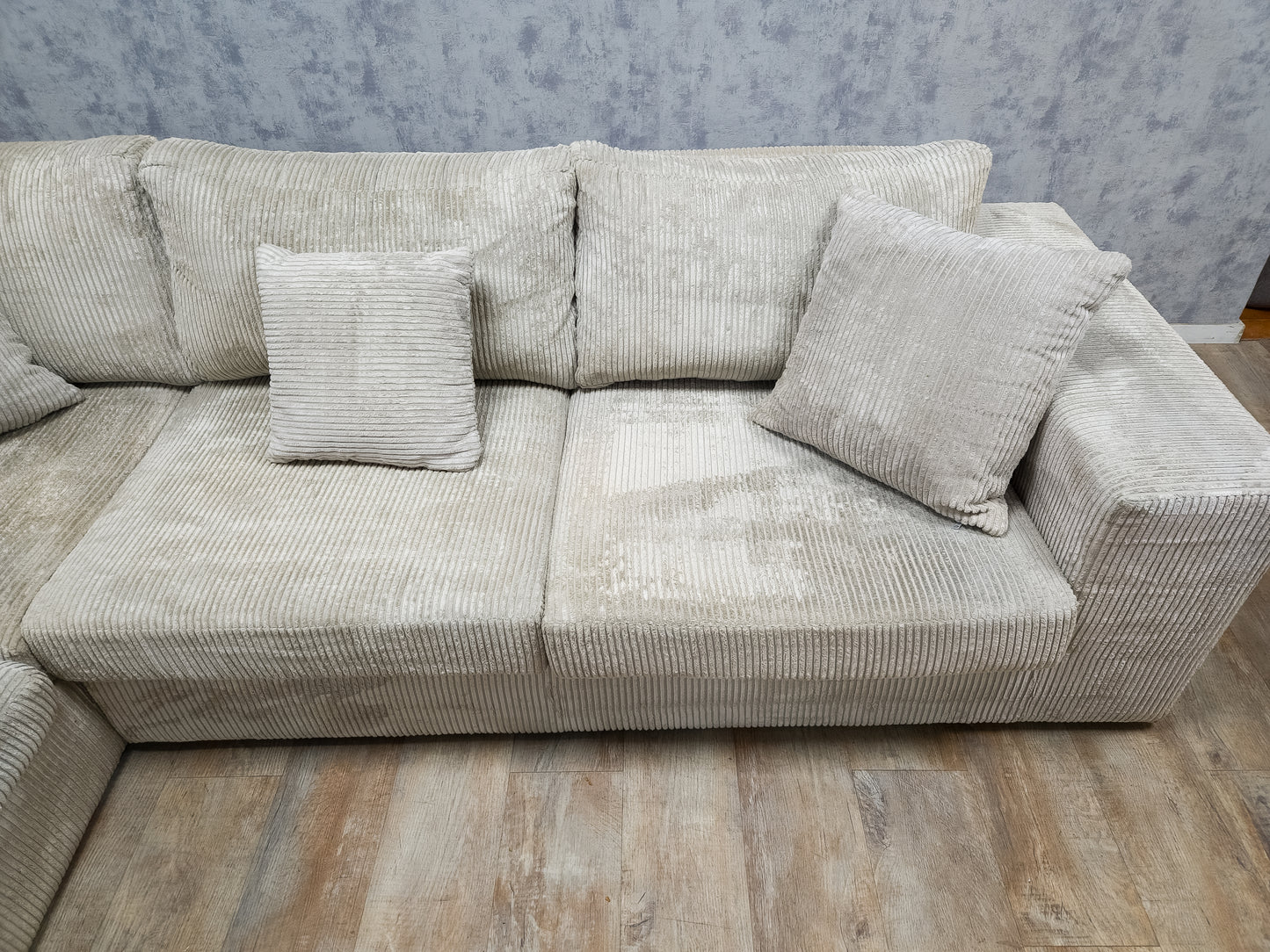 Mooi Groot Beige Ribstof Hoekbank