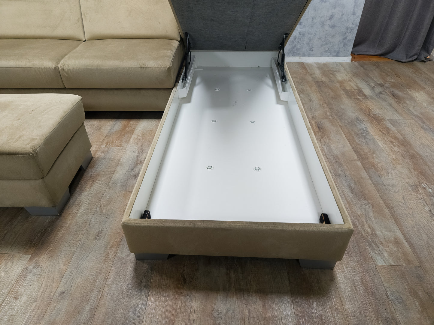 Z.G.A.N Taupe Velvet Multifunctionele Hoekbank - BanxteL - 2dehandse Bankstellen