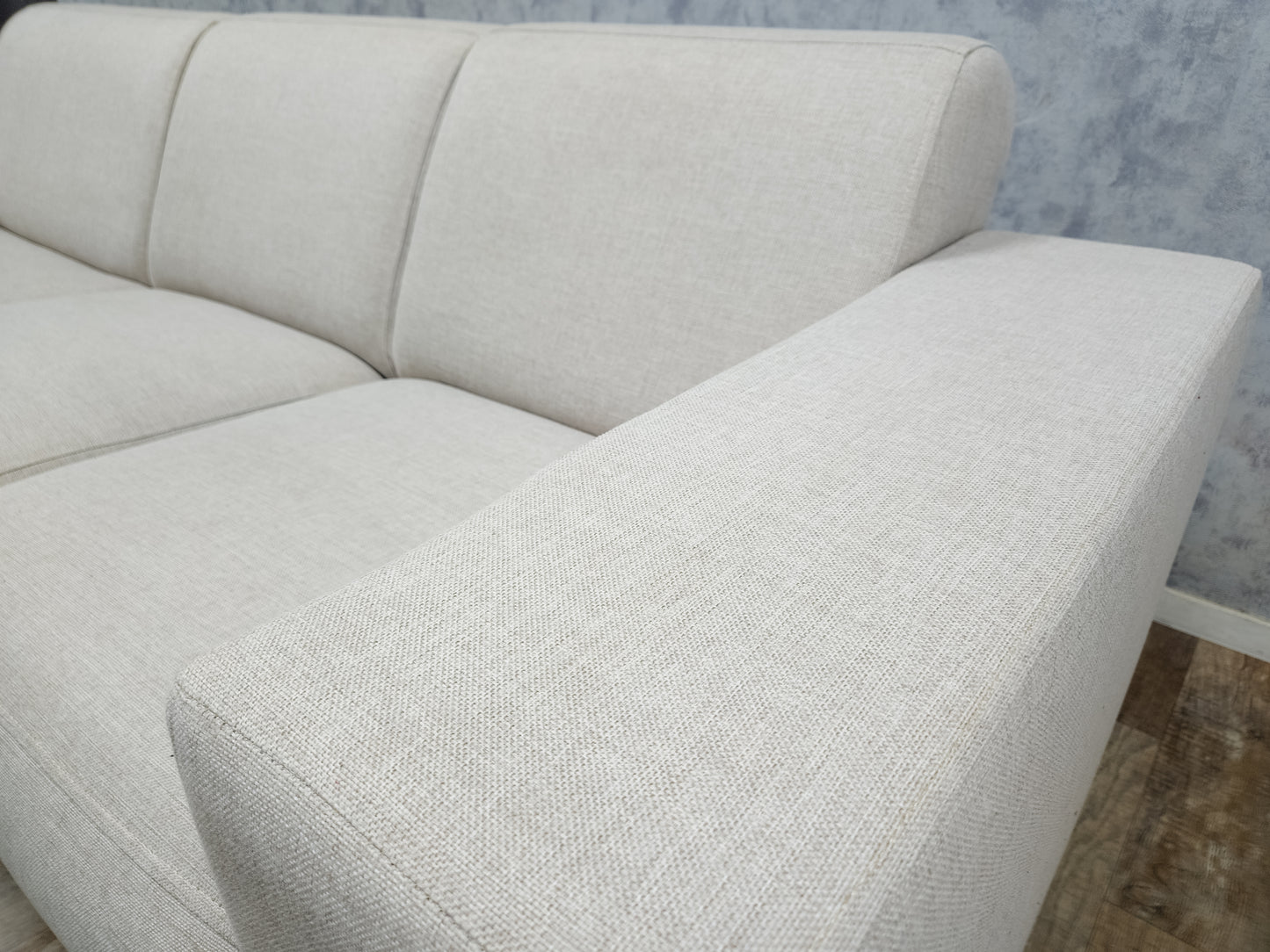 Zeer Mooi Beige Hoekbank van HACO WONEN - BanxteL - 2dehandse Bankstellen