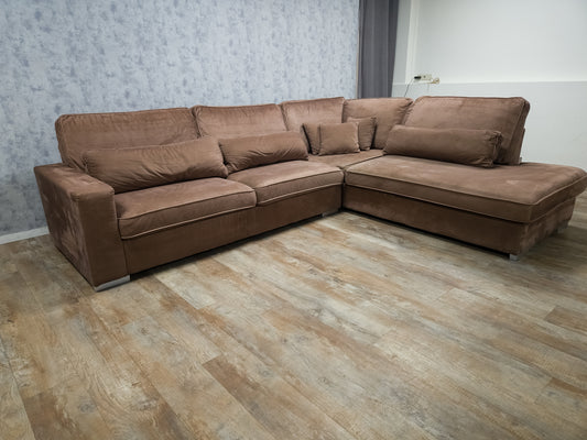 Mooi Groot Taupe Velvet Hoekbank - BanxteL - 2dehandse Bankstellen