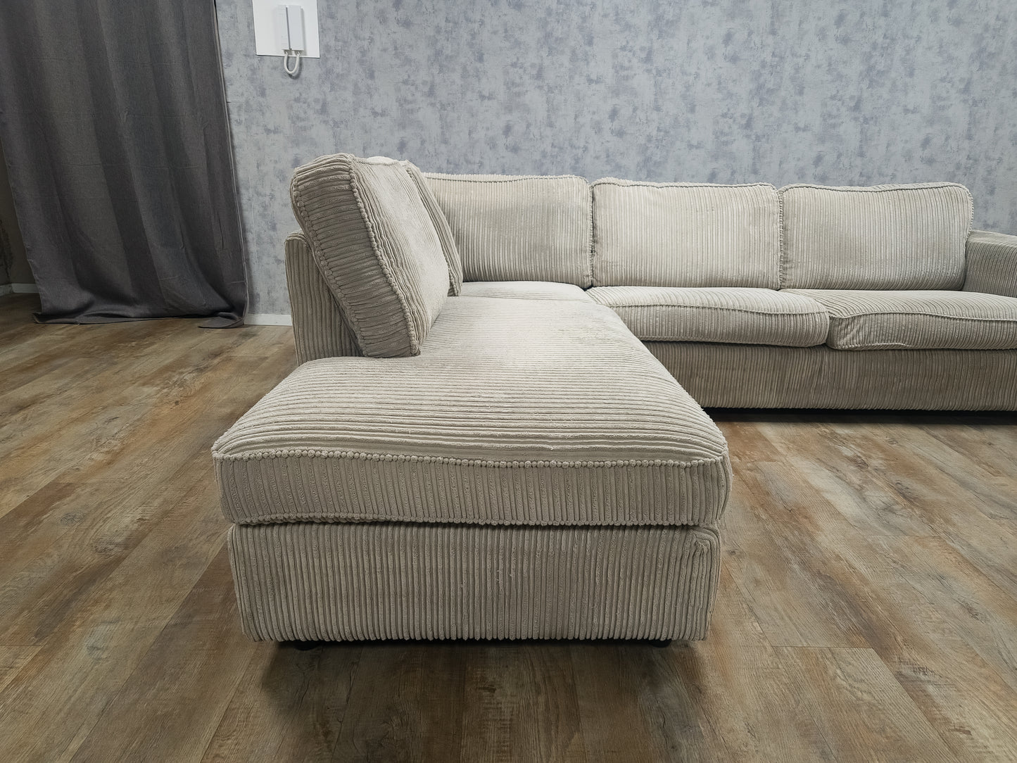 Z.G.A.N Beige Ribstof Hoekbank - BanxteL - 2dehandse Bankstellen