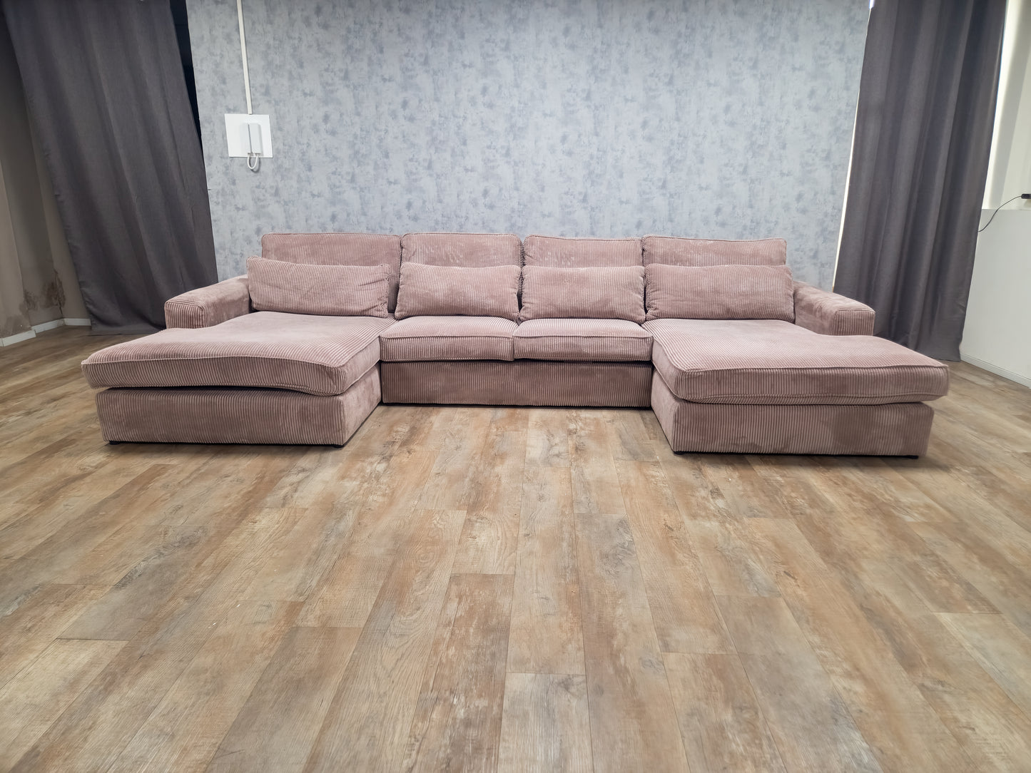 Z.G.A.N Roze Ribstof U Bankstel