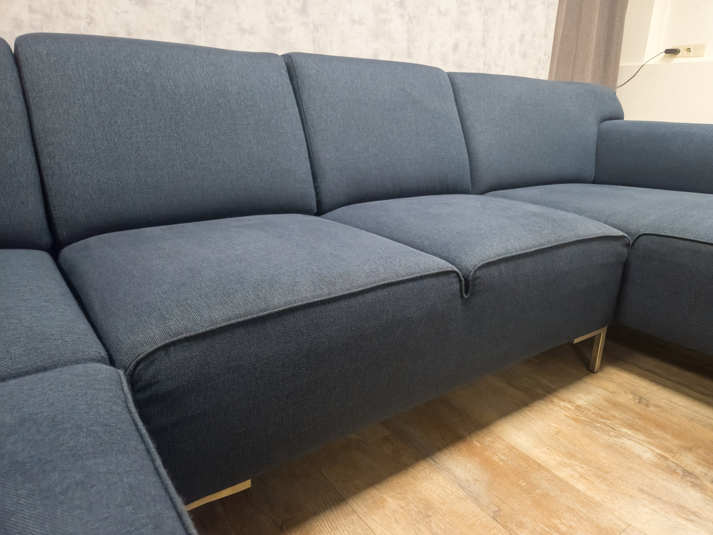 Mooi BLAUWE U Bankstel van MONTEL FRESH