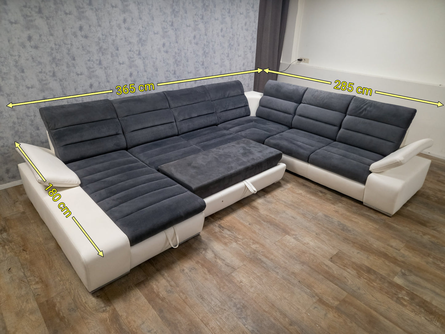 ZEER MOOI WIT en GRIJS MULTIFUNCTIONELE U BANK