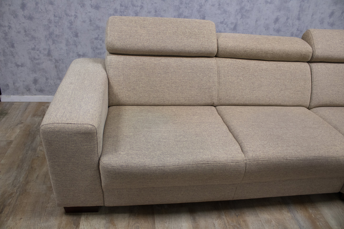 Mooie Groot Beige Hoekbank - BanxteL - 2dehandse Bankstellen