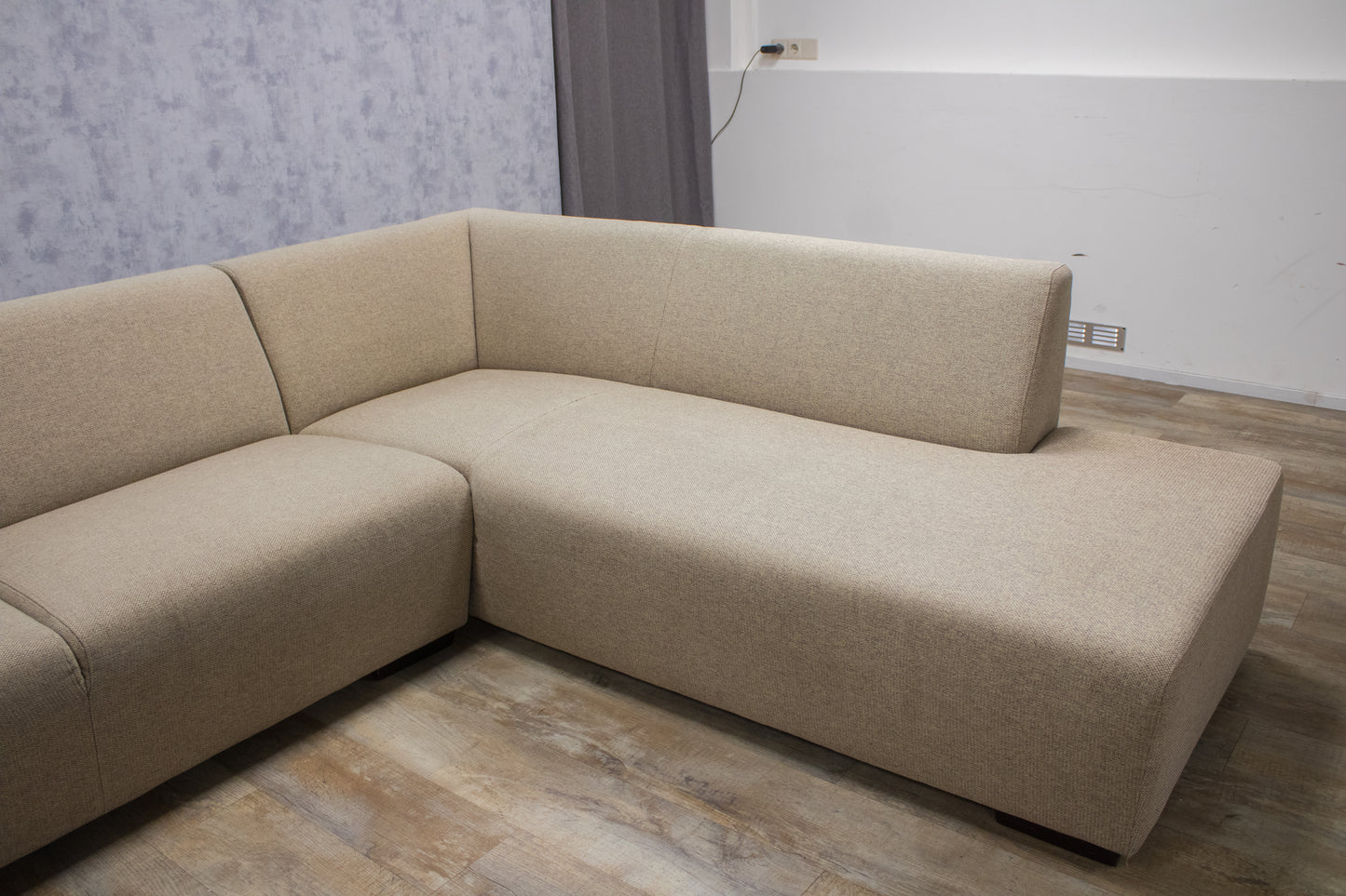 Mooi Beige Hoekbank van MONTEL