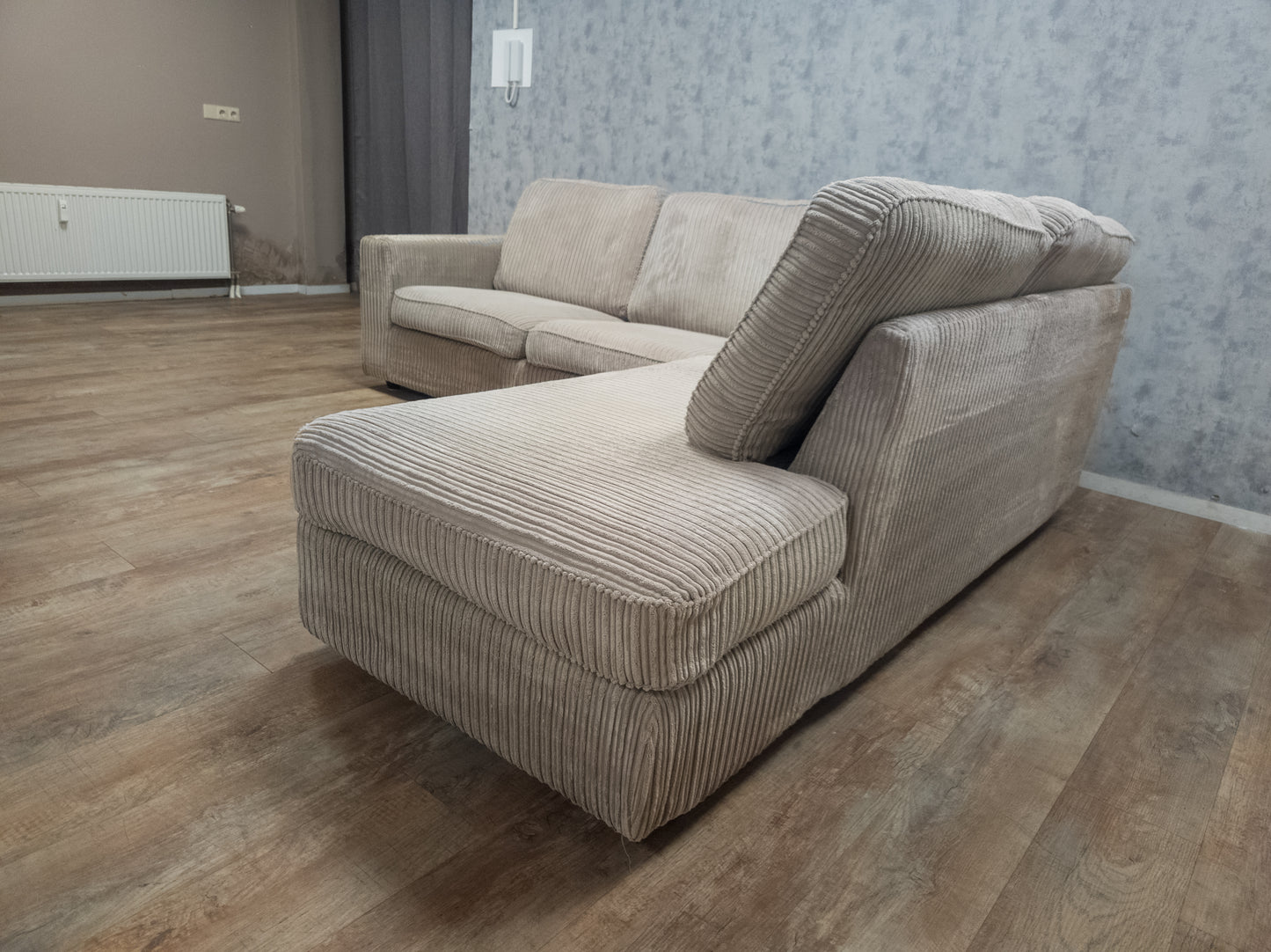 Zeer Mooi Beige RIBSTOF Hoekbank