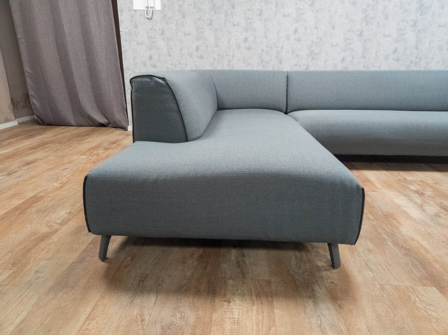 LEOLUX OSCAR Designer Hoekbank - BanxteL - 2dehandse Bankstellen