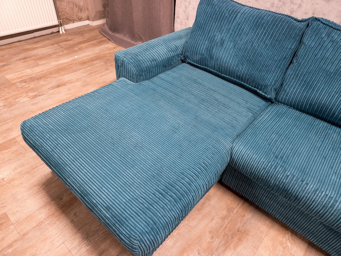 ZEER MOOI BLAUWE AQUA RIBSTOF U BANKSTEL