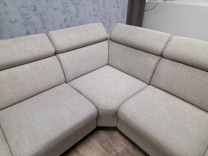 Zeer Mooie Beige Hoekbank