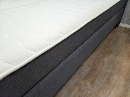 Zeer Mooi Antraciet Boxpring Bed van SWISS SENSE | 180X200