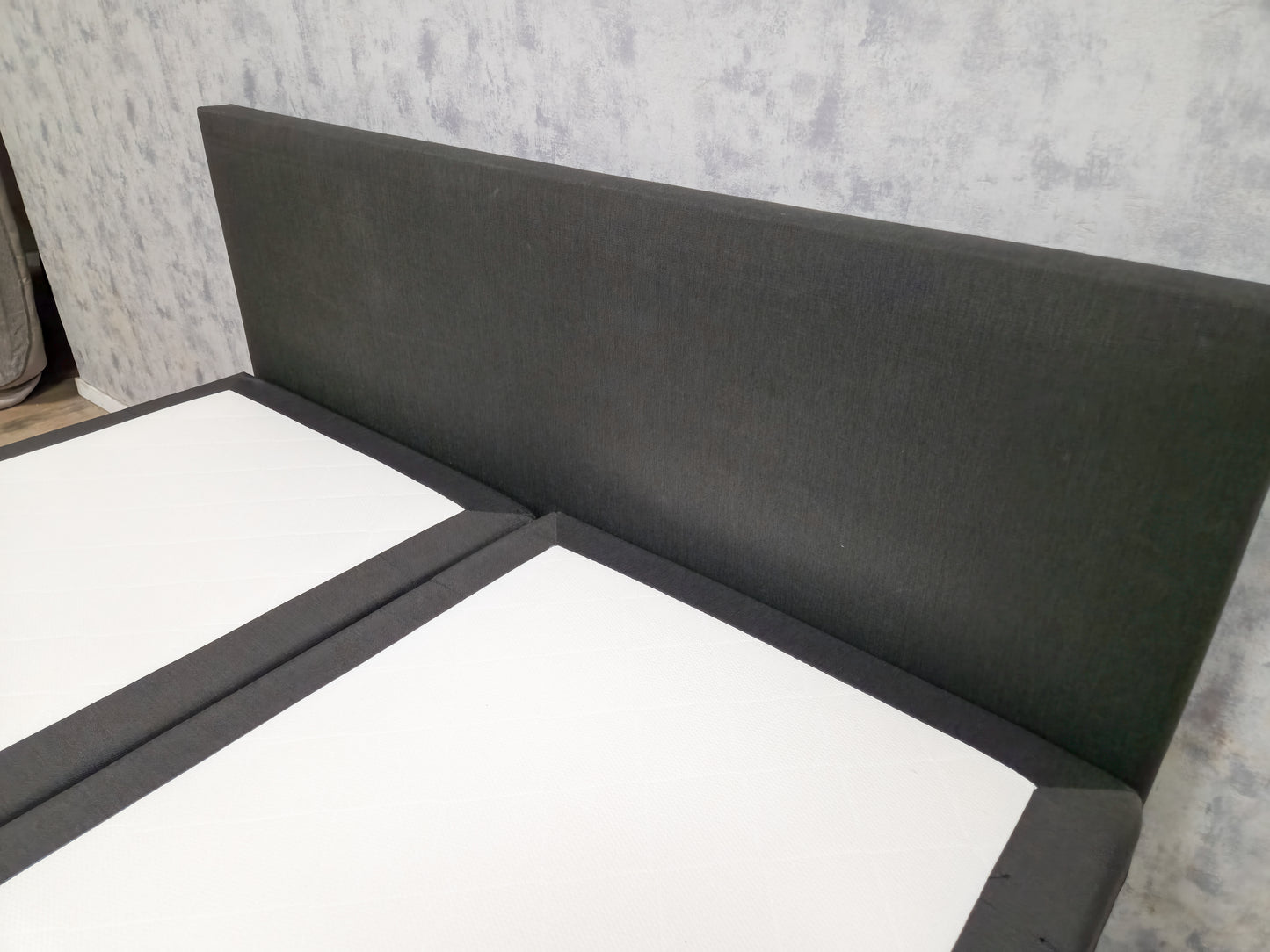 Zeer Mooi Antraciet Boxpring Bed | 180X200