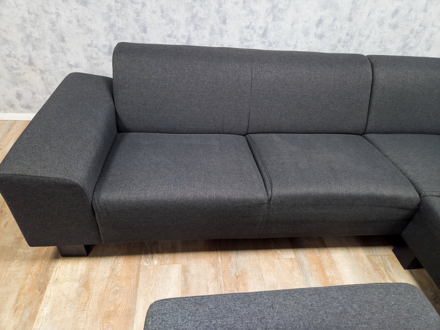 Mooi Antraciet Hoekbank met Hocker