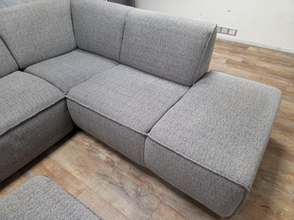 Mooi Grijs Hoekbank met Hocker