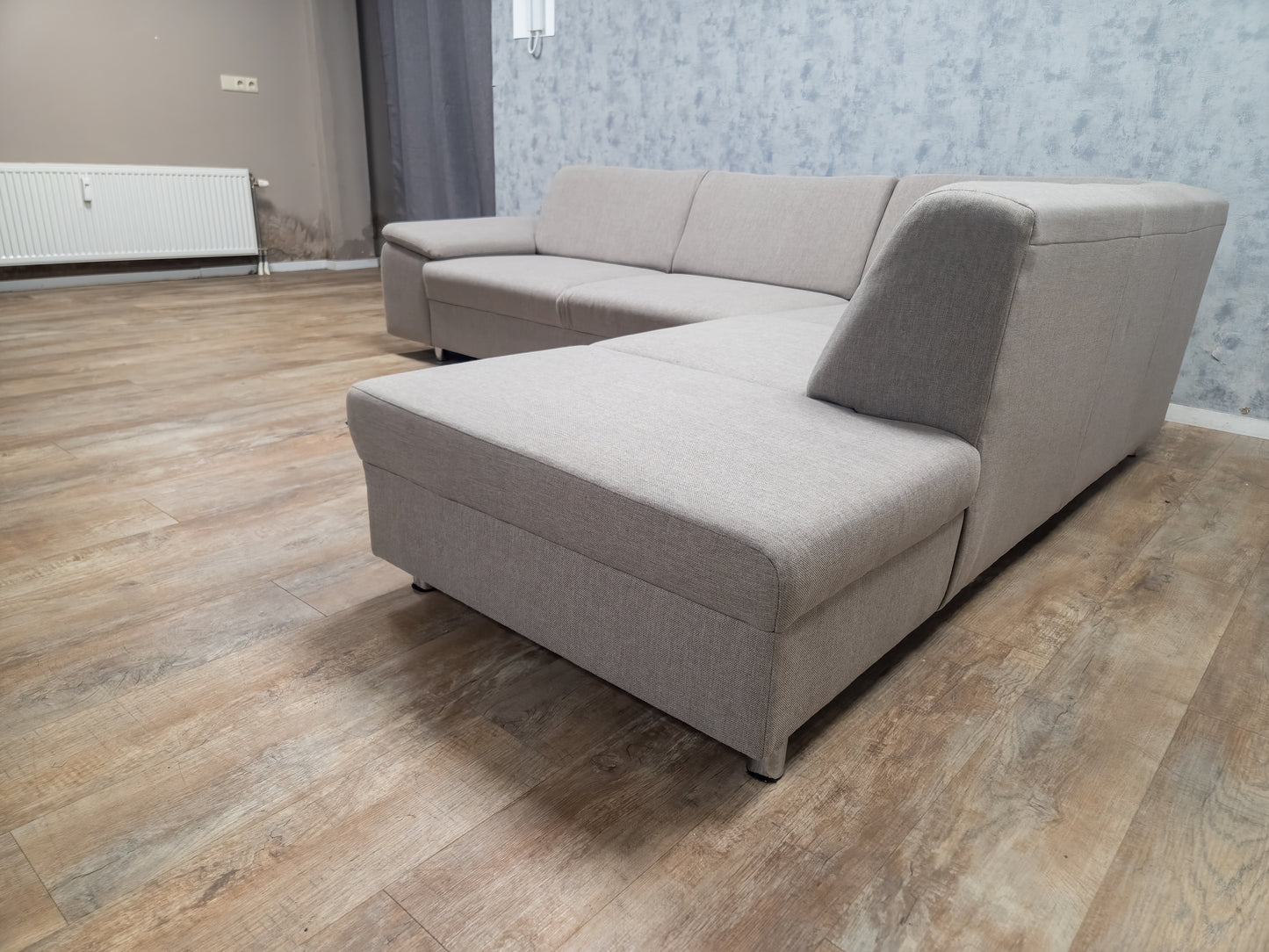 Prachtig Taupe Kleur Hoekbank