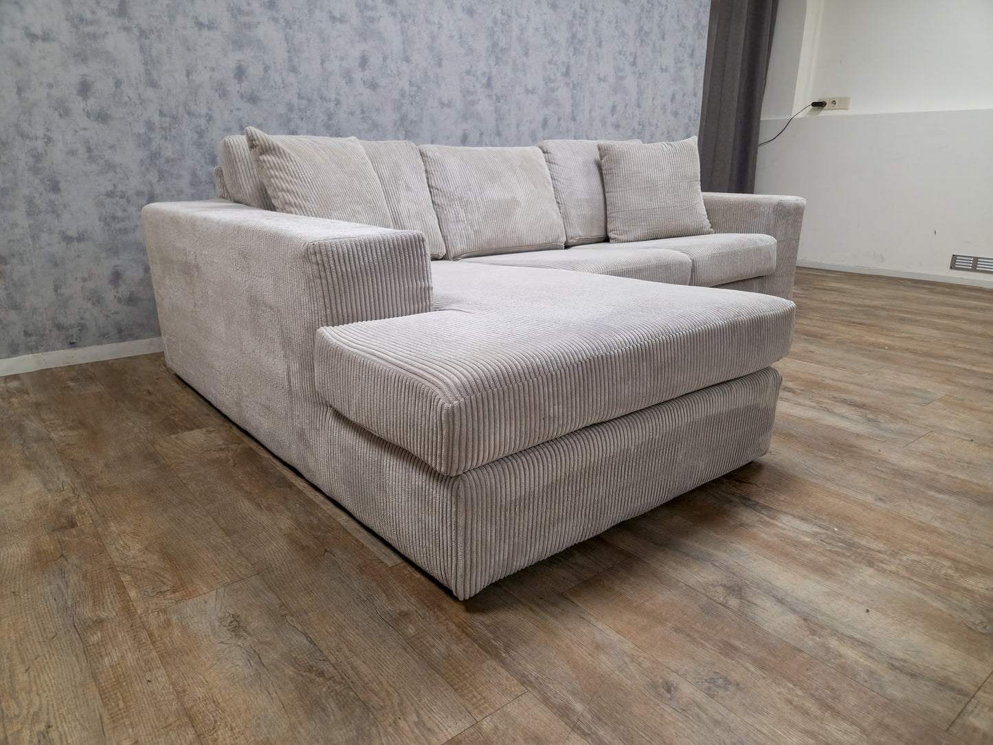 Zeer Mooi Beige Grijs Ribstof Hoekbank
