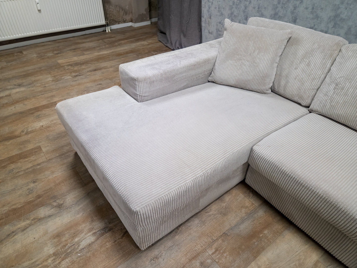 Zeer Mooi Beige Grijs Ribstof Hoekbank