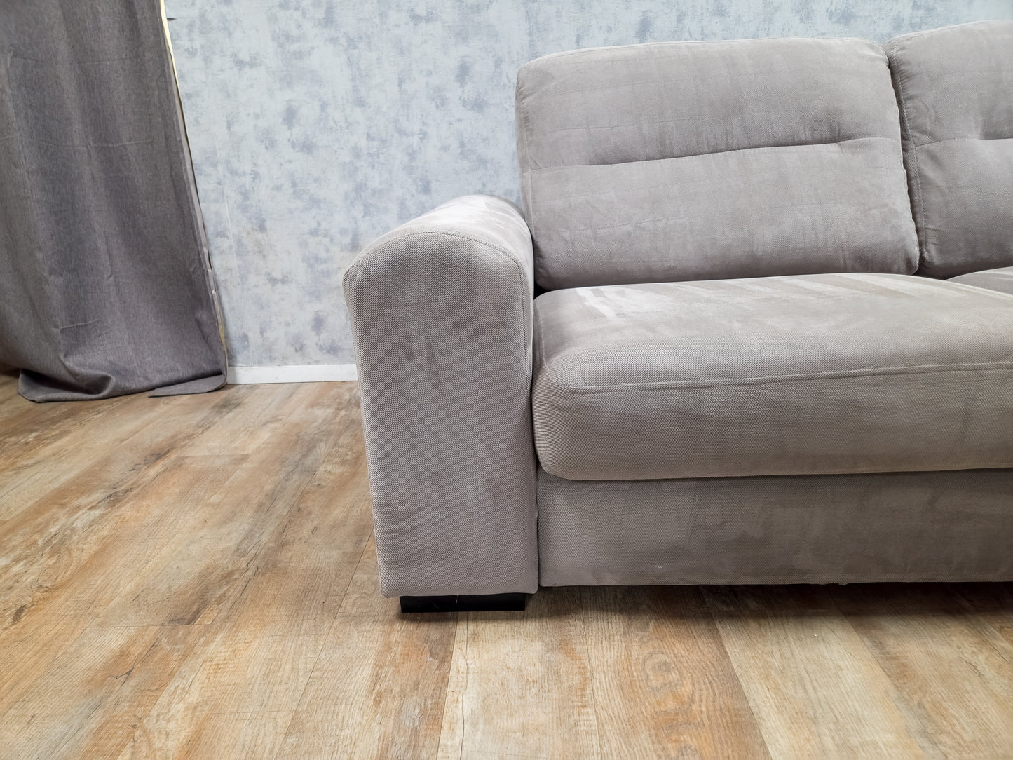 Grijze Rechterhoek Bank (2e Hands) – Luxe Comfort & Modern Design