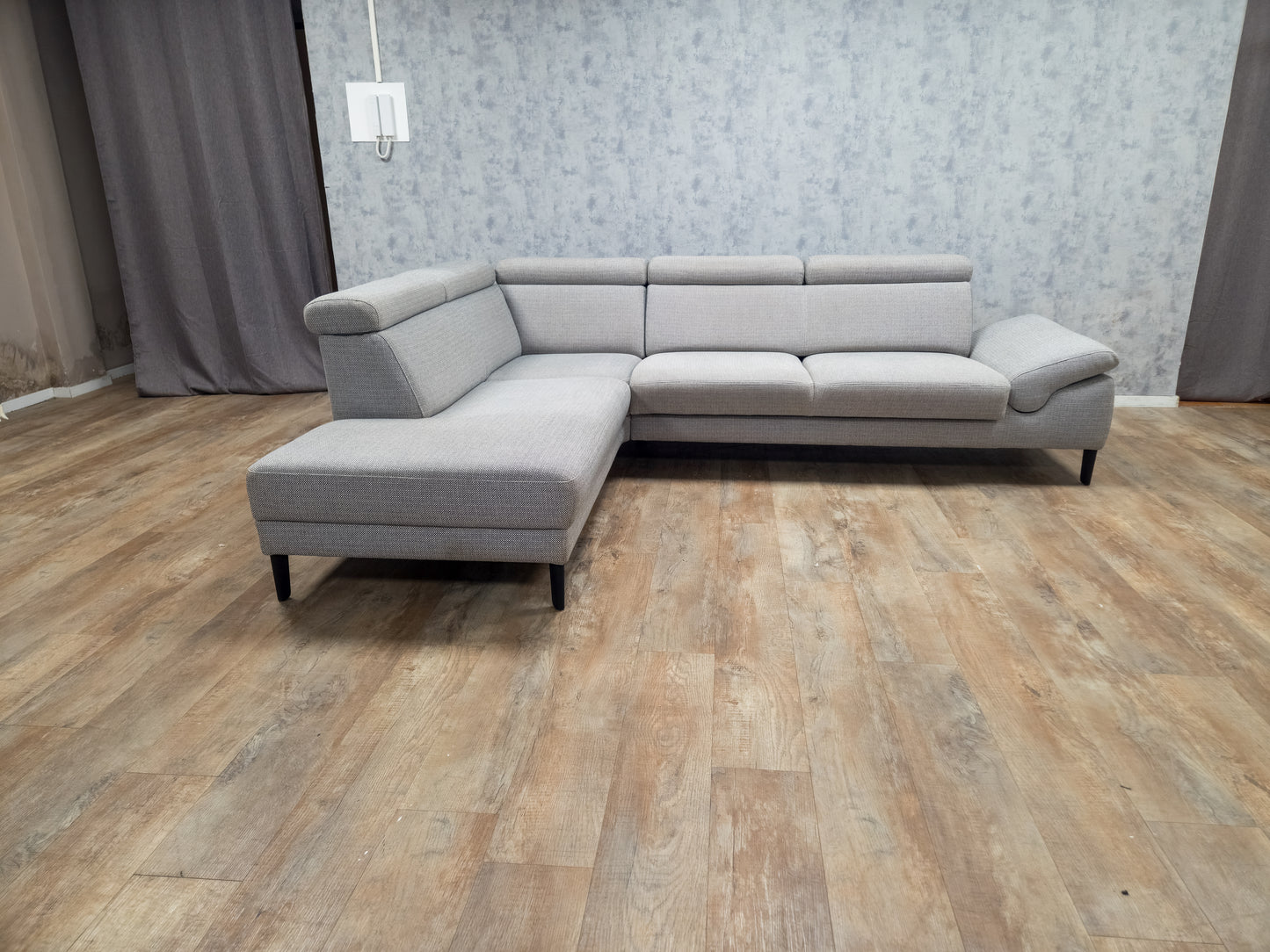 MONTEL Grijs Hoekbank - Met Hoofdsteunen Verstelbaar