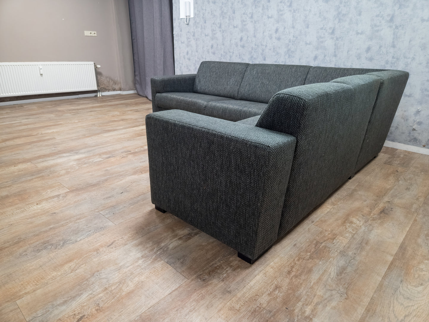 Antraciet Hoekbank – Ruim met Comfortabel Design