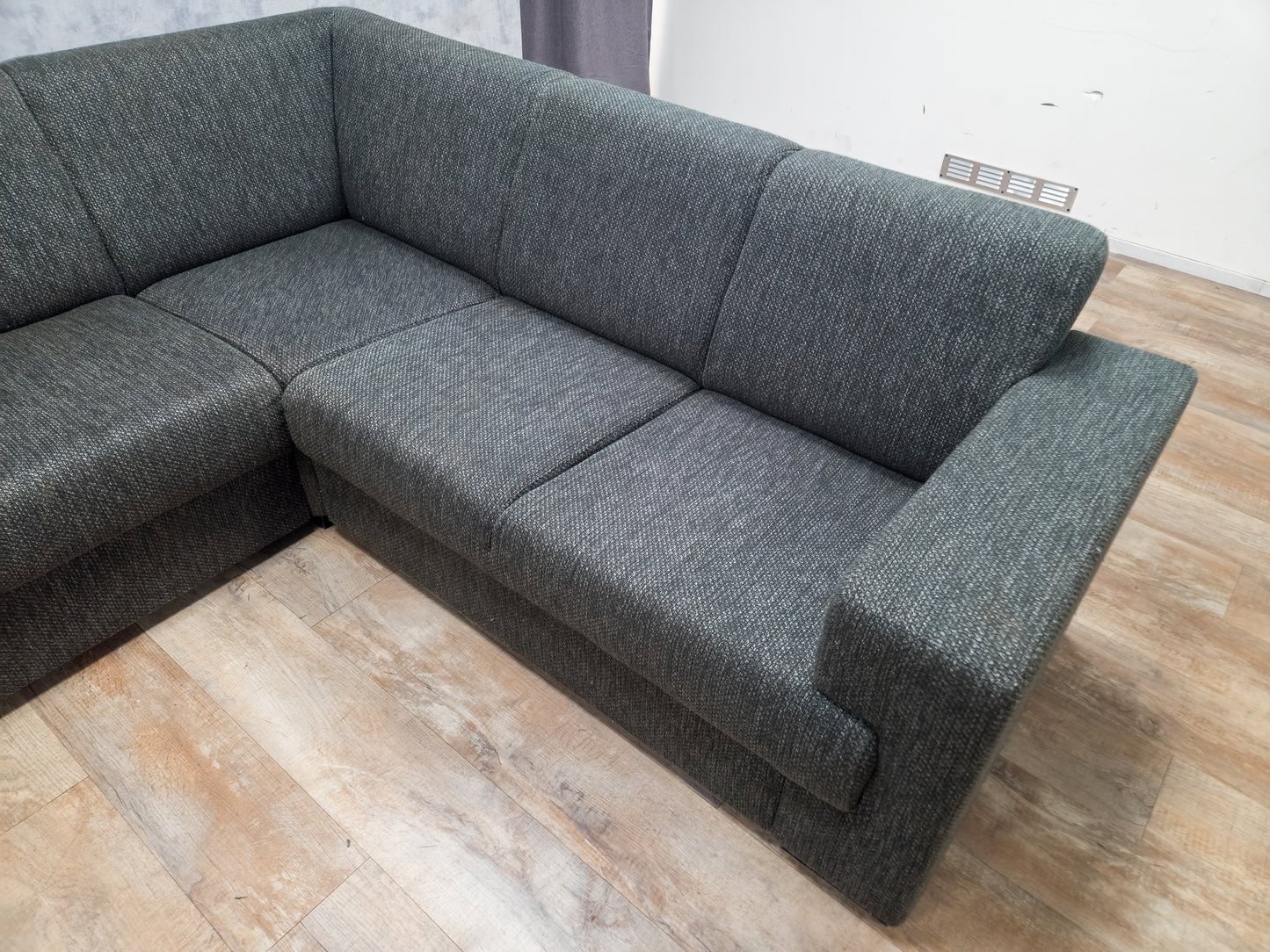 Antraciet Hoekbank – Ruim met Comfortabel Design