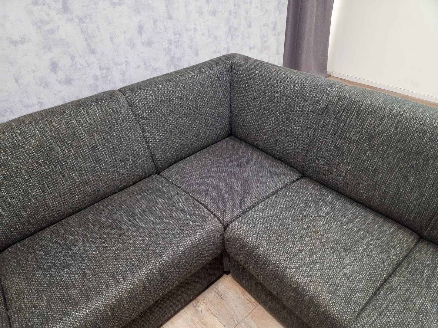 Antraciet Hoekbank – Ruim met Comfortabel Design