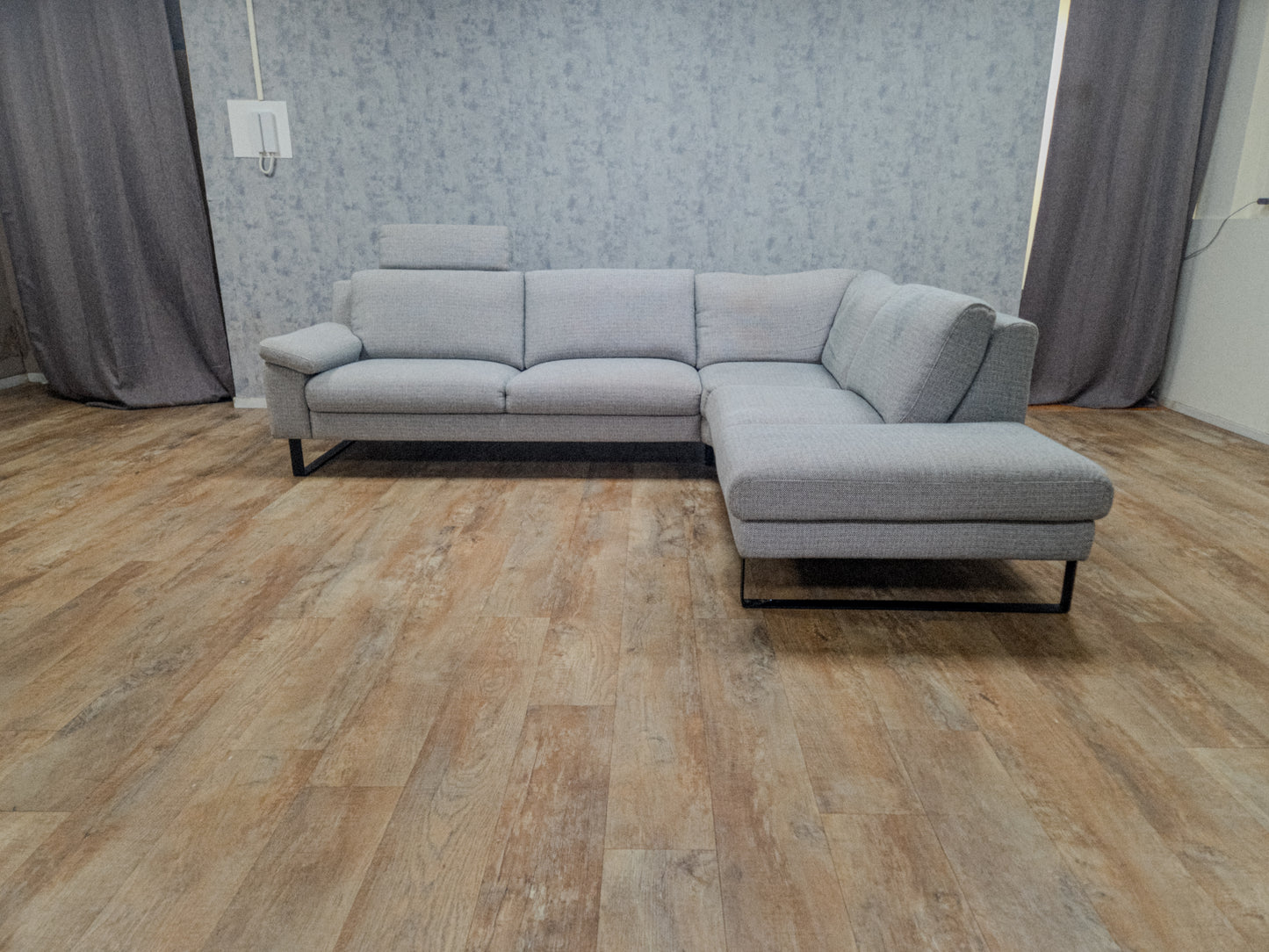 Mooi Grijs Hoekbank van MONTEL