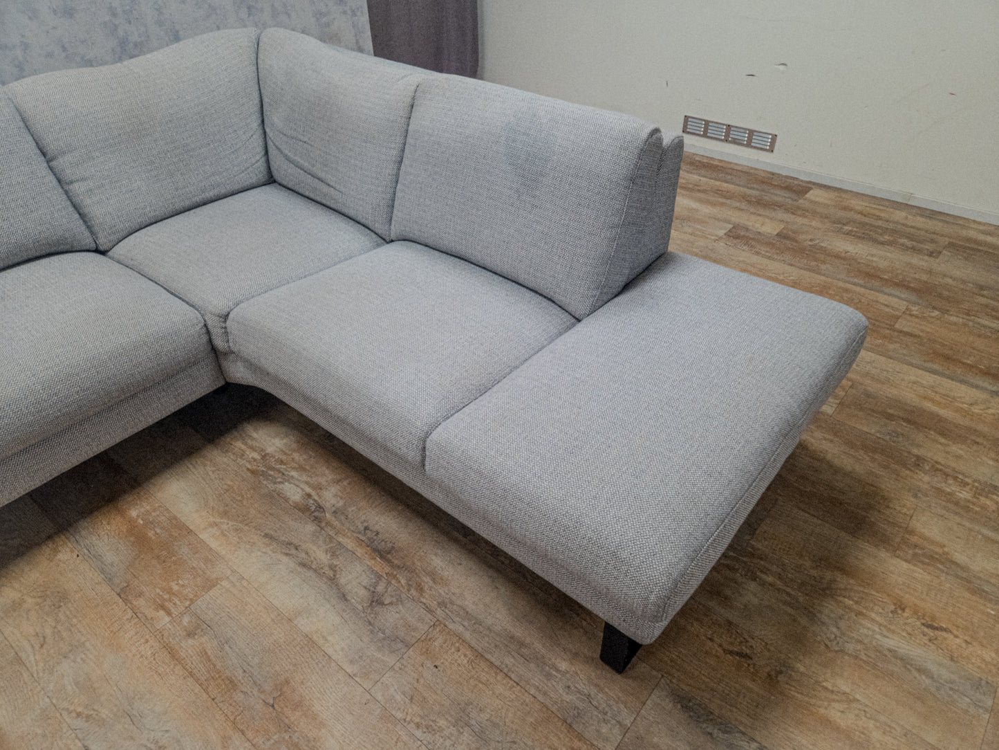 Mooi Grijs Hoekbank van MONTEL