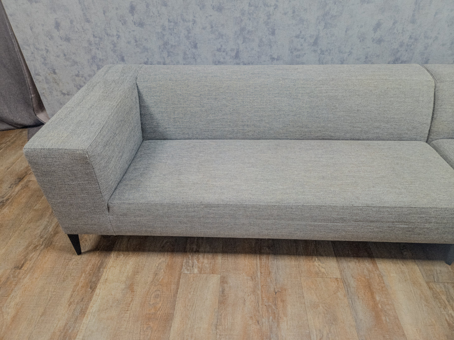 Mooi Grijs Hoekbank van KOONZO