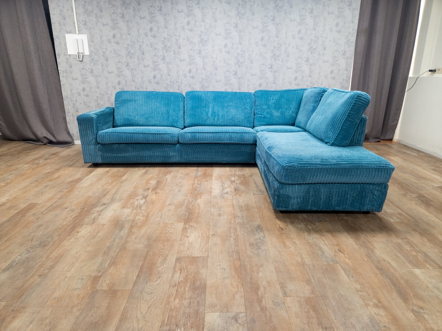 Prachtig Blauwe Ribstof Hoekbank