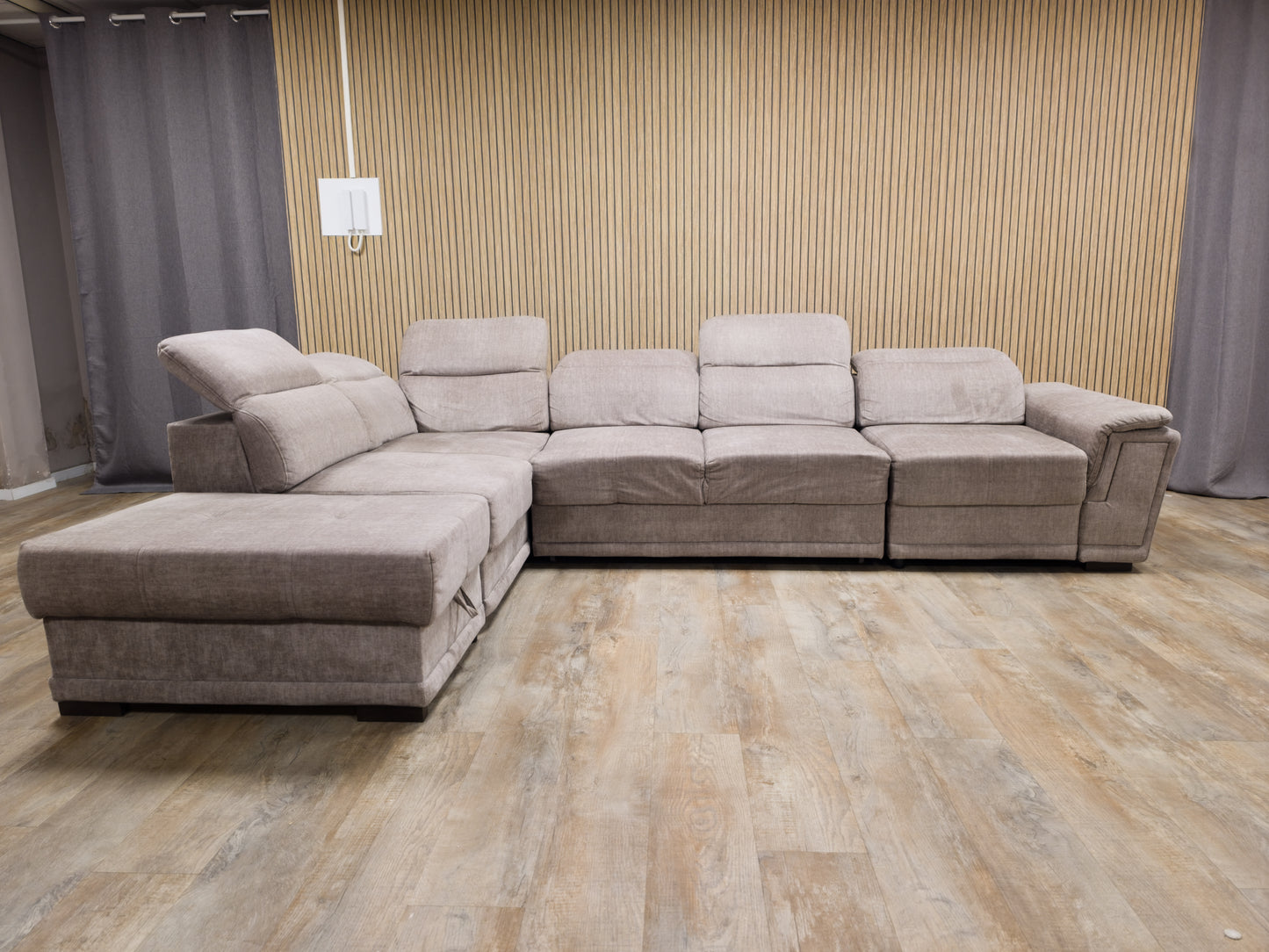 Zeer Mooi Groot Taupe Velvet Hoekbank met Slaapfunctie