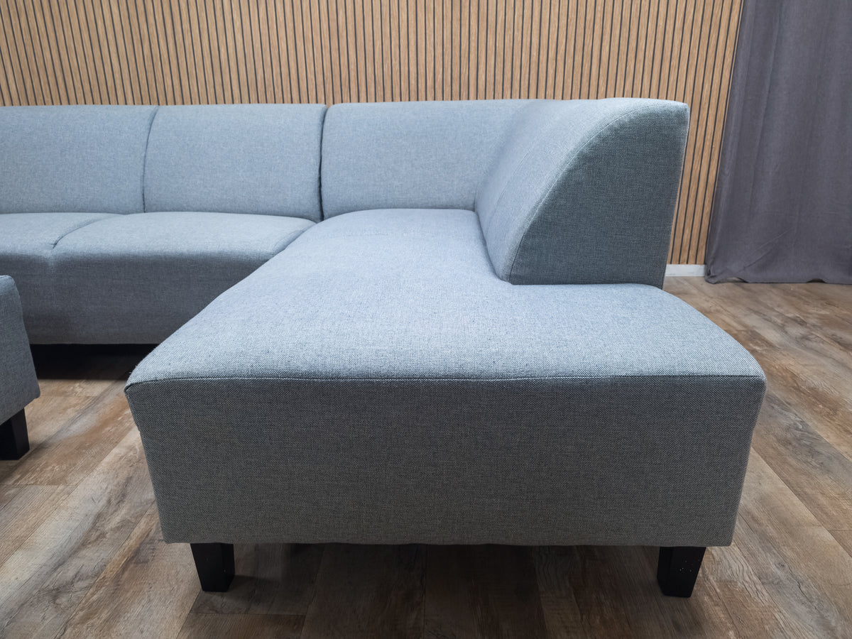 Zeer Mooi Nette Grijs Hoekbank met Hocker