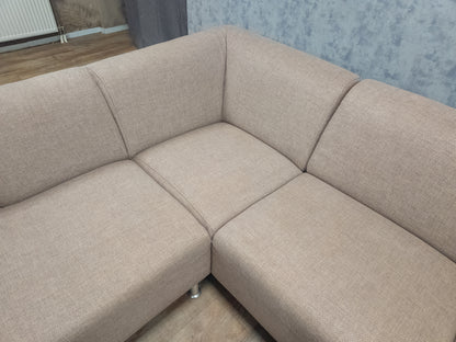 Zeer Mooi Beige Hoekbank